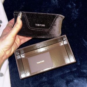 Tom ford sunglass or eyeglass holder